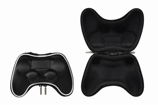 画像ギャラリー No.006のサムネイル画像 / DUALSHOCK 4やDUALSHOCK 3をしまっておける専用ケースがアンサーから登場