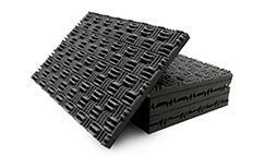 画像ギャラリー No.002のサムネイル画像 / 簡単に組み立てられてPCを囲めるゲーマー向け吸音ボードがアンサーから