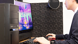 画像ギャラリー No.004のサムネイル画像 / 簡単に組み立てられてPCを囲めるゲーマー向け吸音ボードがアンサーから