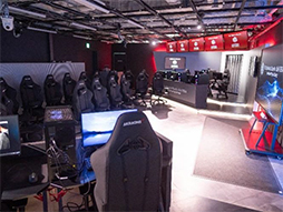 ոեޥåפΥ٥ȡۿeSports Studio AKIBAפ325˥ץ