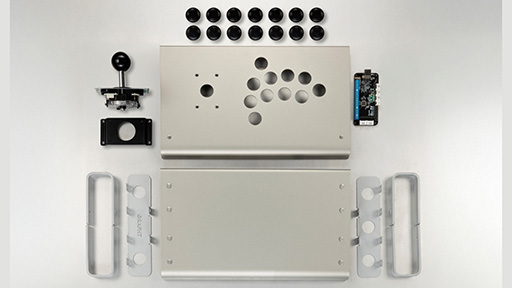 画像ギャラリー No.004のサムネイル画像 / ユーザー独自のアーケードスティックを作れる製品「iO」が発売。ボタンやスティック,外装を選んで注文できる