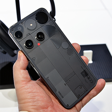 画像ギャラリー No.002のサムネイル画像 / Snapdragon 8s Gen 4を採用したNothing製スマートフォン「Phone (3)」が国内発売に