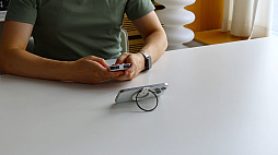 画像ギャラリー No.005のサムネイル画像 / 実機ボタンの操作感を完全再現するための小型パッド「abxylute M4」でスマホを携帯ゲーム機に早変わり