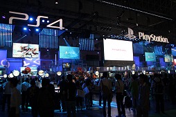 #002Υͥ/TGS 2013PlayStation 4ǥȥѶŪ˰ͳȤϡSCEΥѡˡοդȺŸ˾ʤɤʹƤߤ