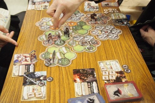 画像ギャラリー No.013のサムネイル画像 / ボードゲームの祭典「ゲームマーケット2016秋」レポート。ゲームマーケット大賞は,すまいる120円工房の「ビンジョー×コウジョー」が受賞