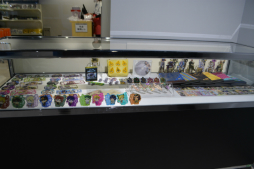 ���������꡼ No.004�Υ���ͥ������ / �֥��祸��δ�̯�������פ��������θ��Ǥ����JOJO WORLD 3�ץ�ݡ��ȡ����祻�դȥ������������潤�Ԥʤɡ��ȿ���ɤΥ��ȥ饯�������ߥ˥������ڤ����