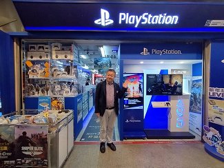 画像ギャラリー No.007のサムネイル画像 / SIE退職後も忙しく楽しい日々を送る吉田修平氏。学生時代や初代PS時代,インディーへの注力など,これまでを振り返る ビデオゲームの語り部たち:第41部