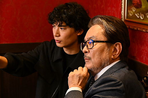 画像ギャラリー No.016のサムネイル画像 / 前代未聞のゲーム開発・販売バラエティ番組「電脳遊戯最高会議」の収録現場で“議長”の大和田伸也さんにインタビューしてきた